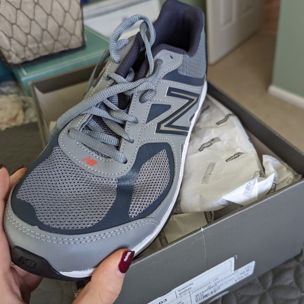NIB New Balance Women's 1540 V3 Running Shoe- Size 10 D